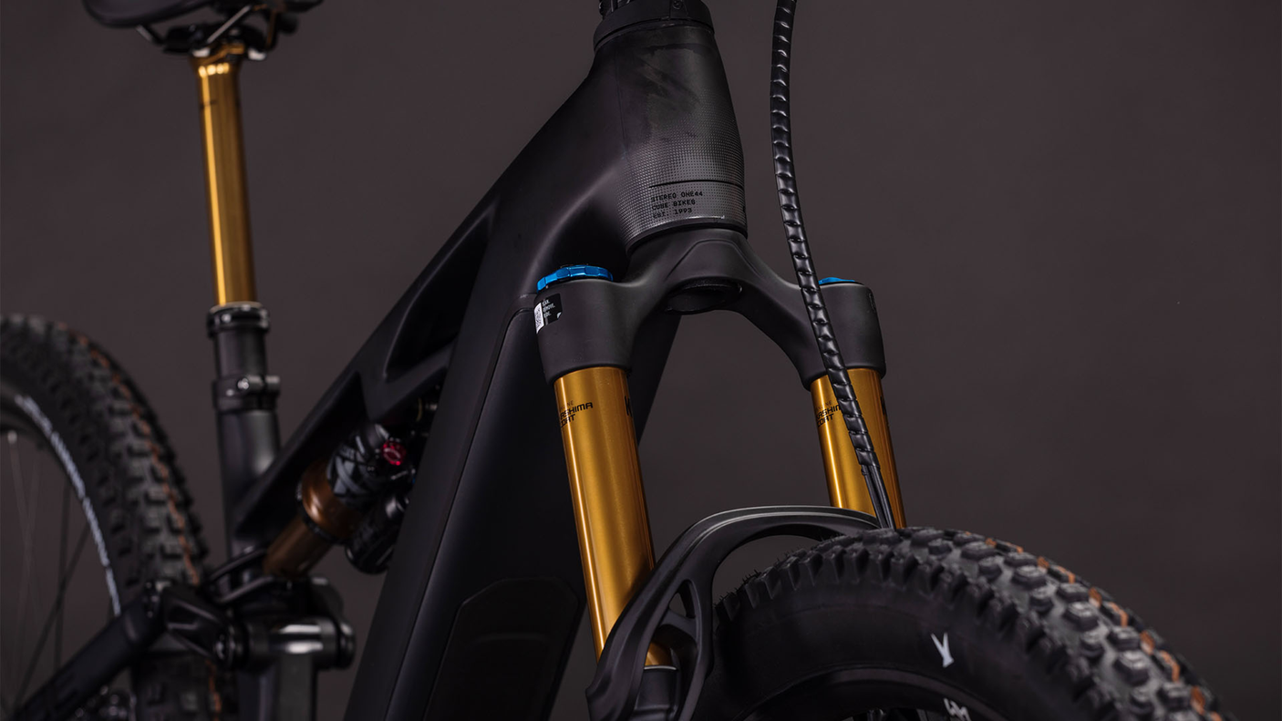 Cube Stereo Hybrid ONE44 HPC AT 800 carbon´n´gold (2026)