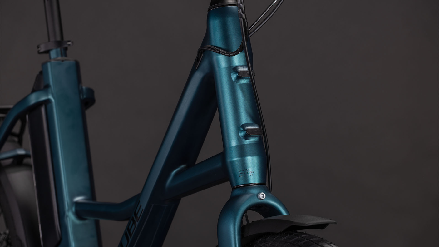 Cube Compact Hybrid 545 royalgreen´n´black (2026)