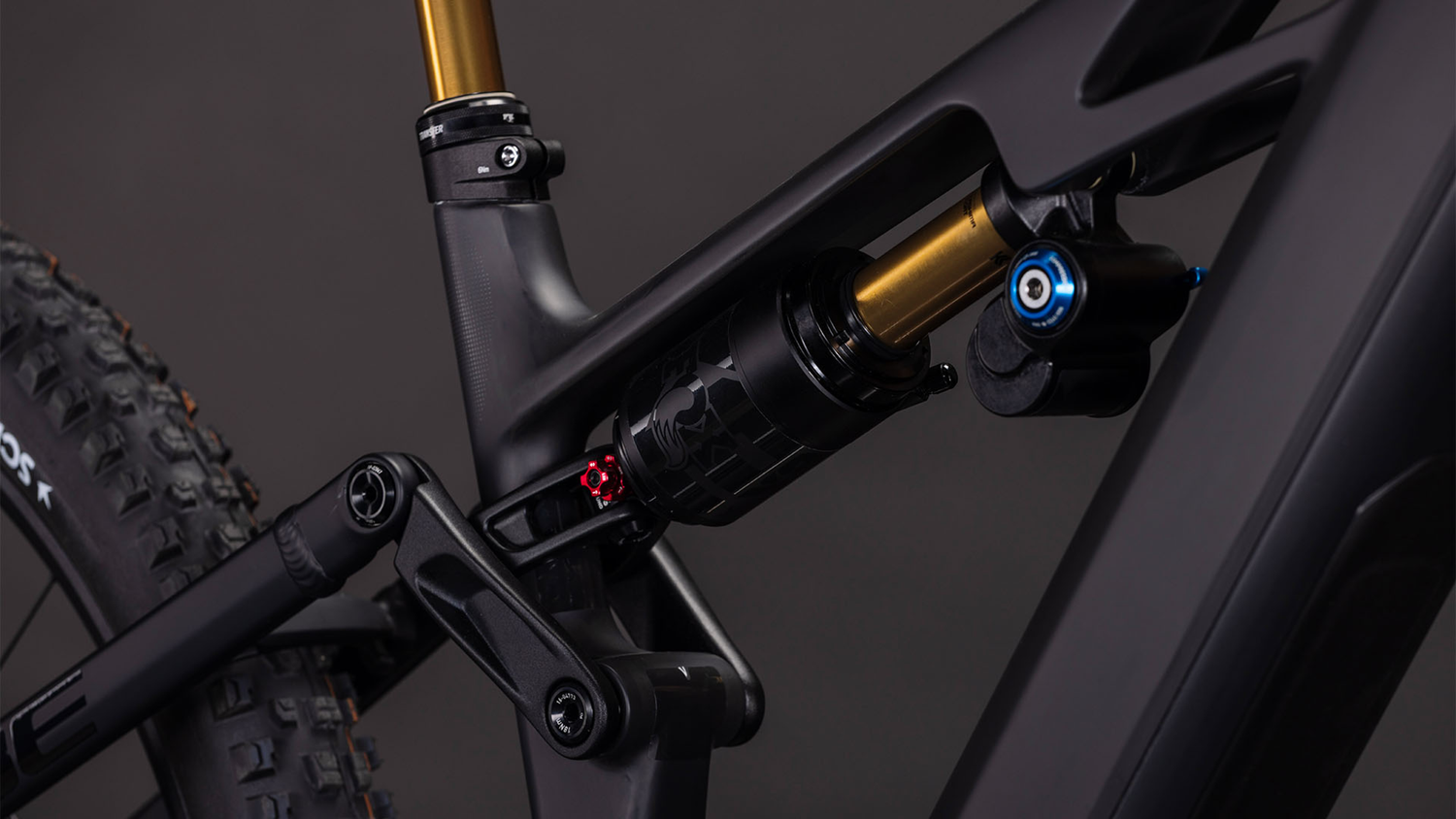 Cube Stereo Hybrid ONE77 HPC AT 800  carbon´n´gold (2026)