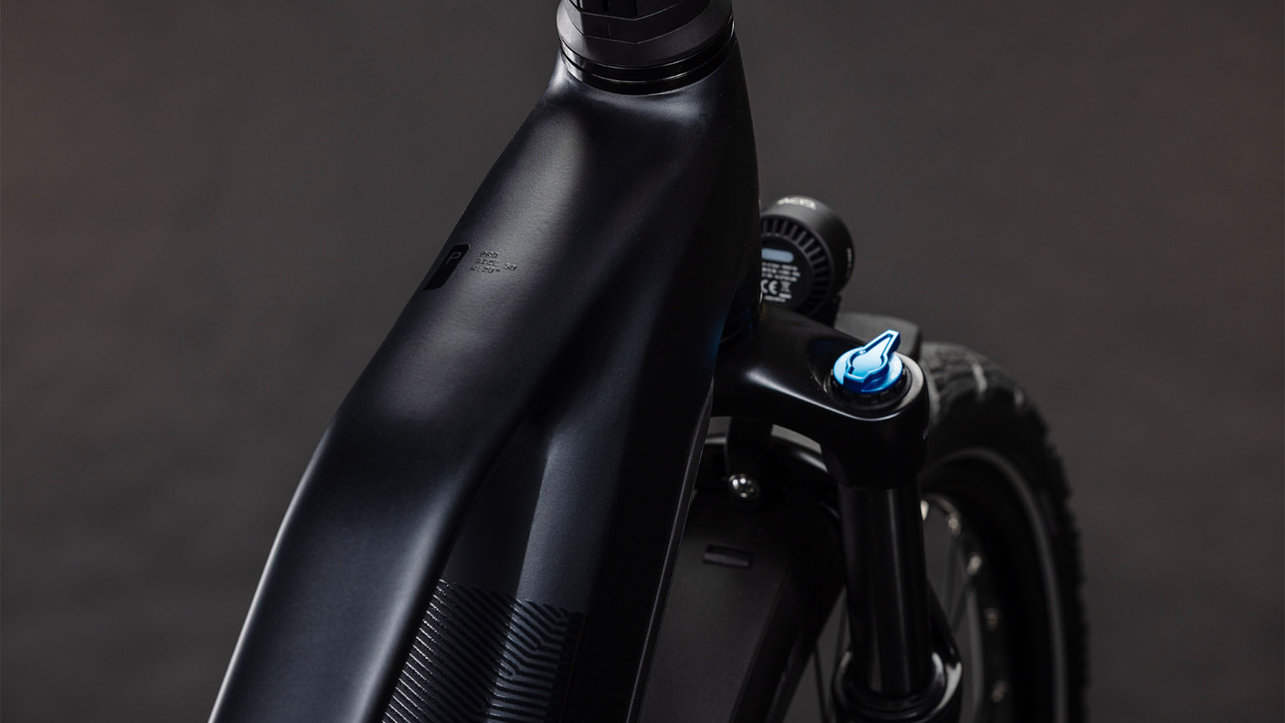 Cube Kathmandu Hybrid Pro 800 Trapez coal´n´black (2026)