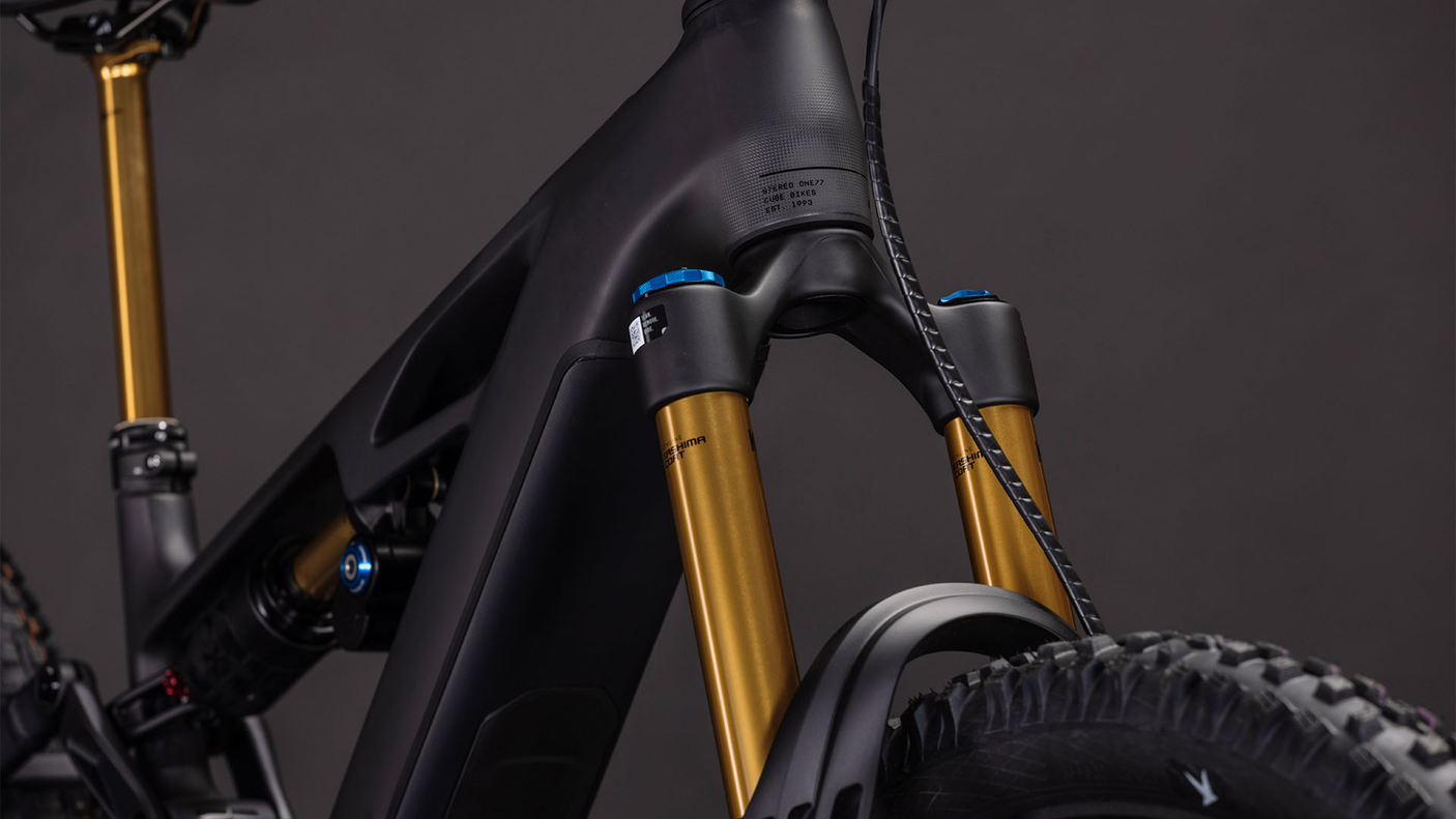 Cube Stereo Hybrid ONE77 HPC AT 800  carbon´n´gold (2026)