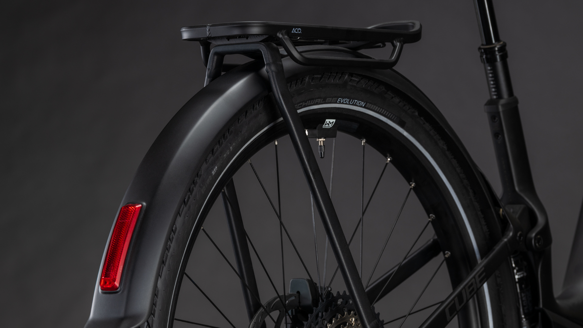 Cube Kathmandu Hybrid ONE11 HPC SLT 800 Easy Entry carbon´n´silverdust (2026)
