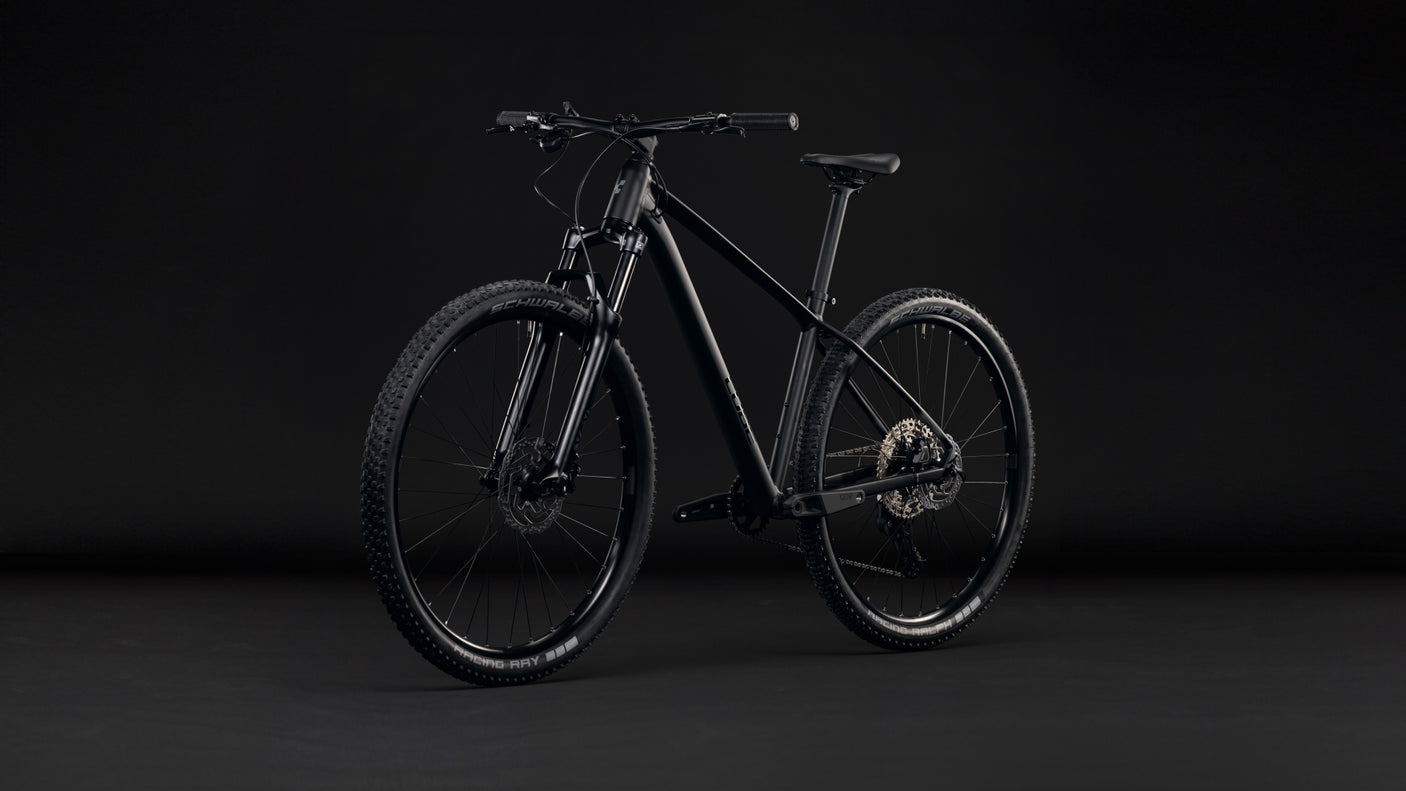 Cube Aim SLT  soot´n´black (2027)