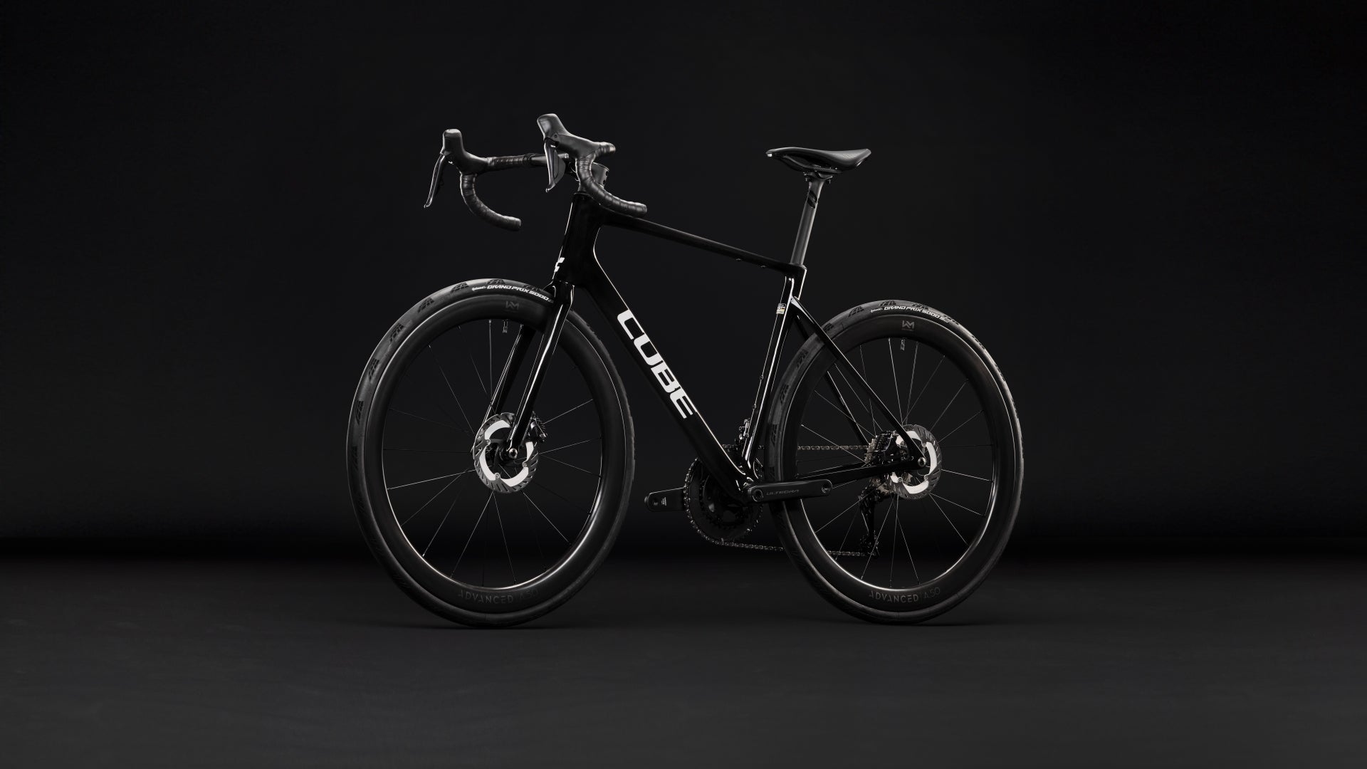 Cube Attain C:62 SLT  carbon´n´white (2027)