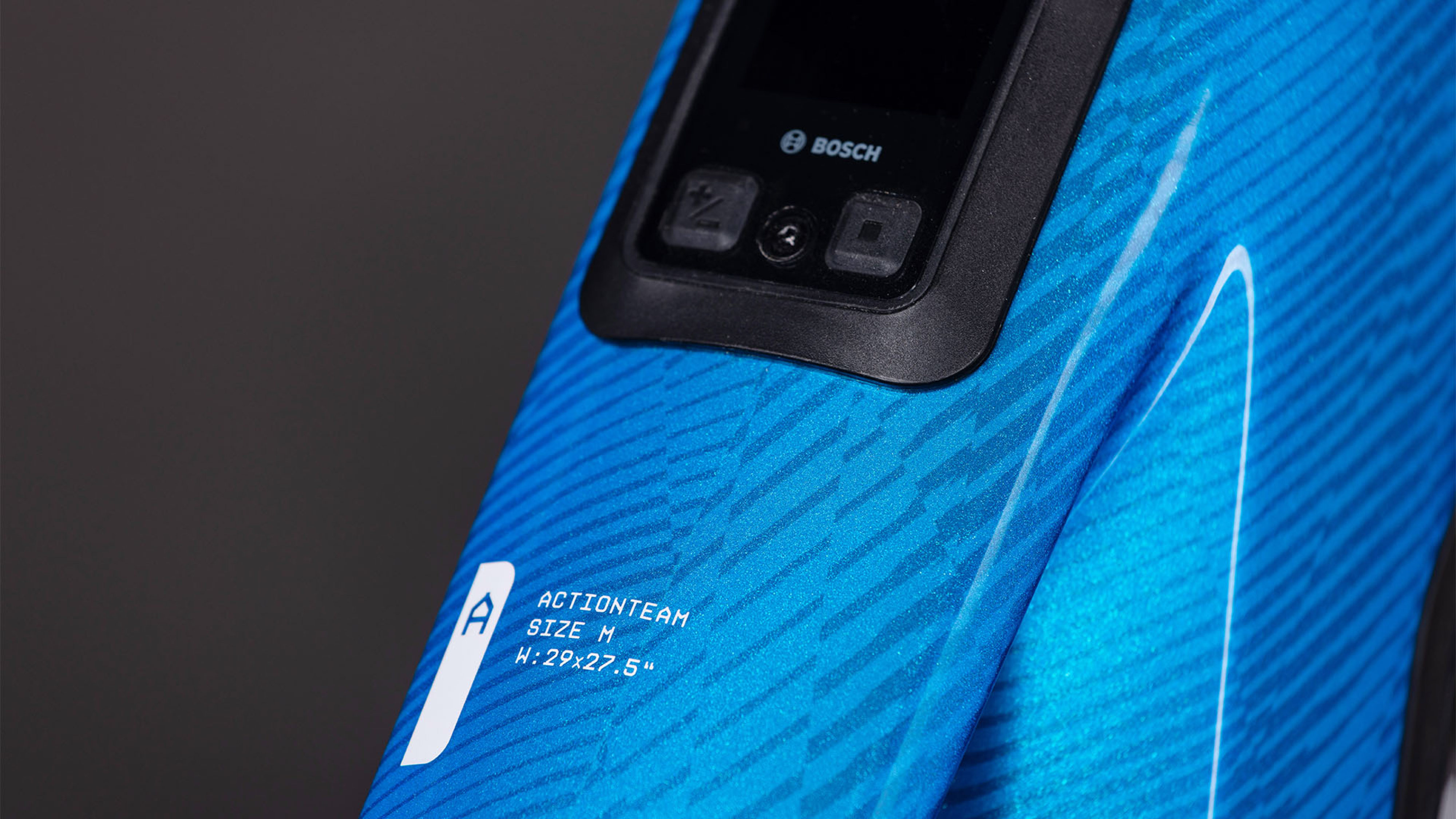 Cube Stereo Hybrid ONE77 HPC AT 800  actionteam (2026)