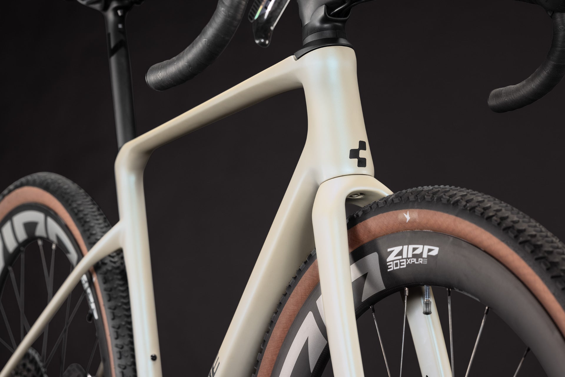 Cube Nuroad C:62 SLX  glintsand´n´black (2027)