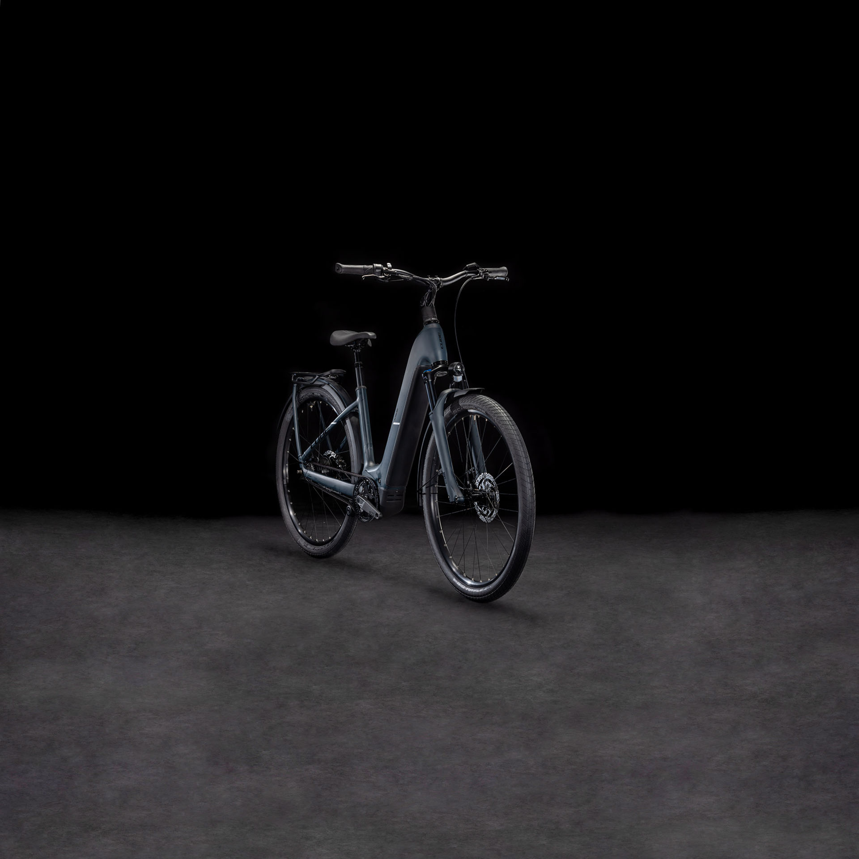 Cube Kathmandu Hybrid Comfort Pro 800  Wave 800 night´n´chrome