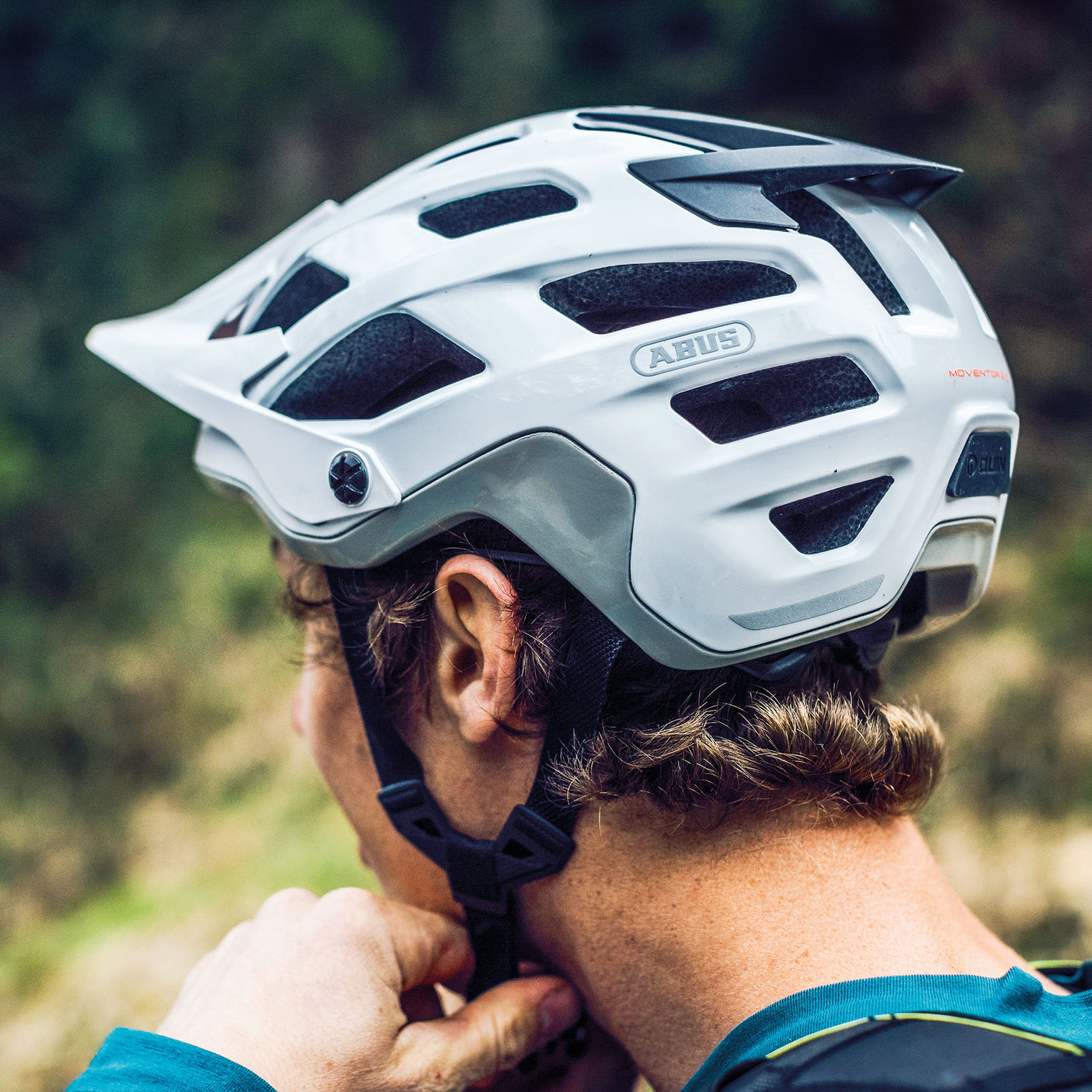 Abus Fahrradhelm Moventor 2.0 velvet black