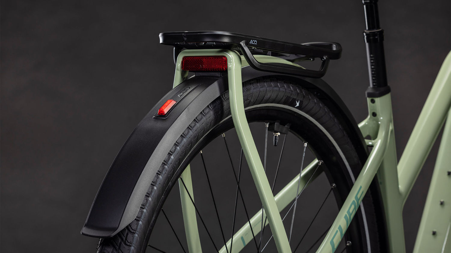 gefederte sattelstütze cube kathmandu einstellen Cube Kathmandu Hybrid ONE 800 Trapez (2026) | Trekking E-Bike | pea´n´green