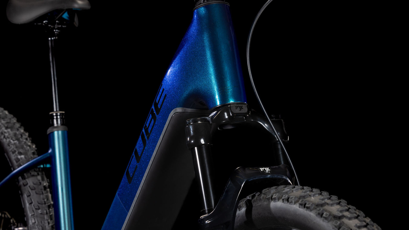 Cube Reaction Hybrid SLX 800  Wave 800 nebula´n´blue