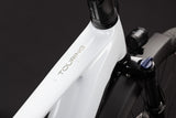 Cube Touring Hybrid ONE 600 Diamant metallicwhite´n´chrome (2027)