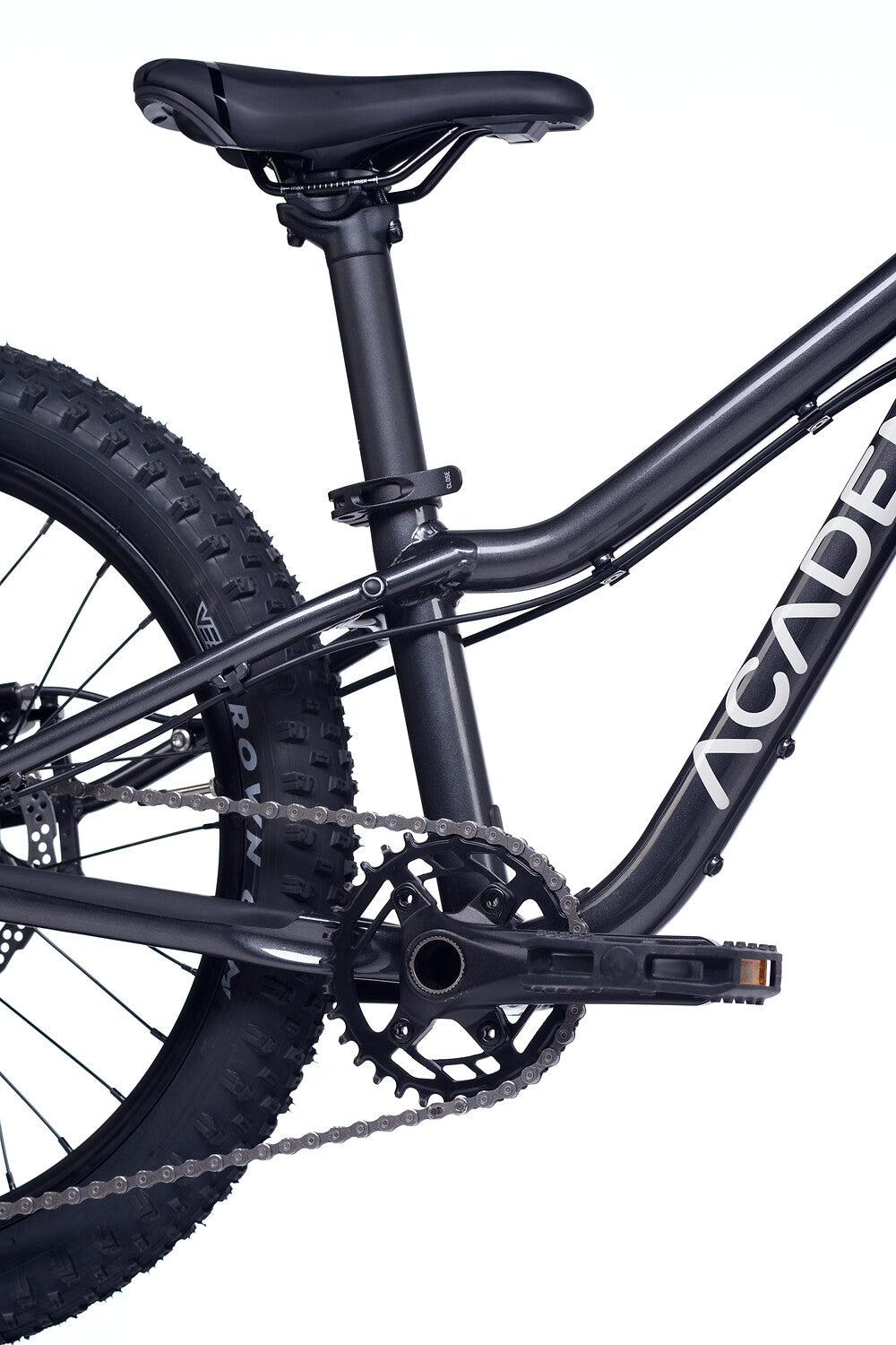 ACADEMY Trail 4 20" Space (2026)