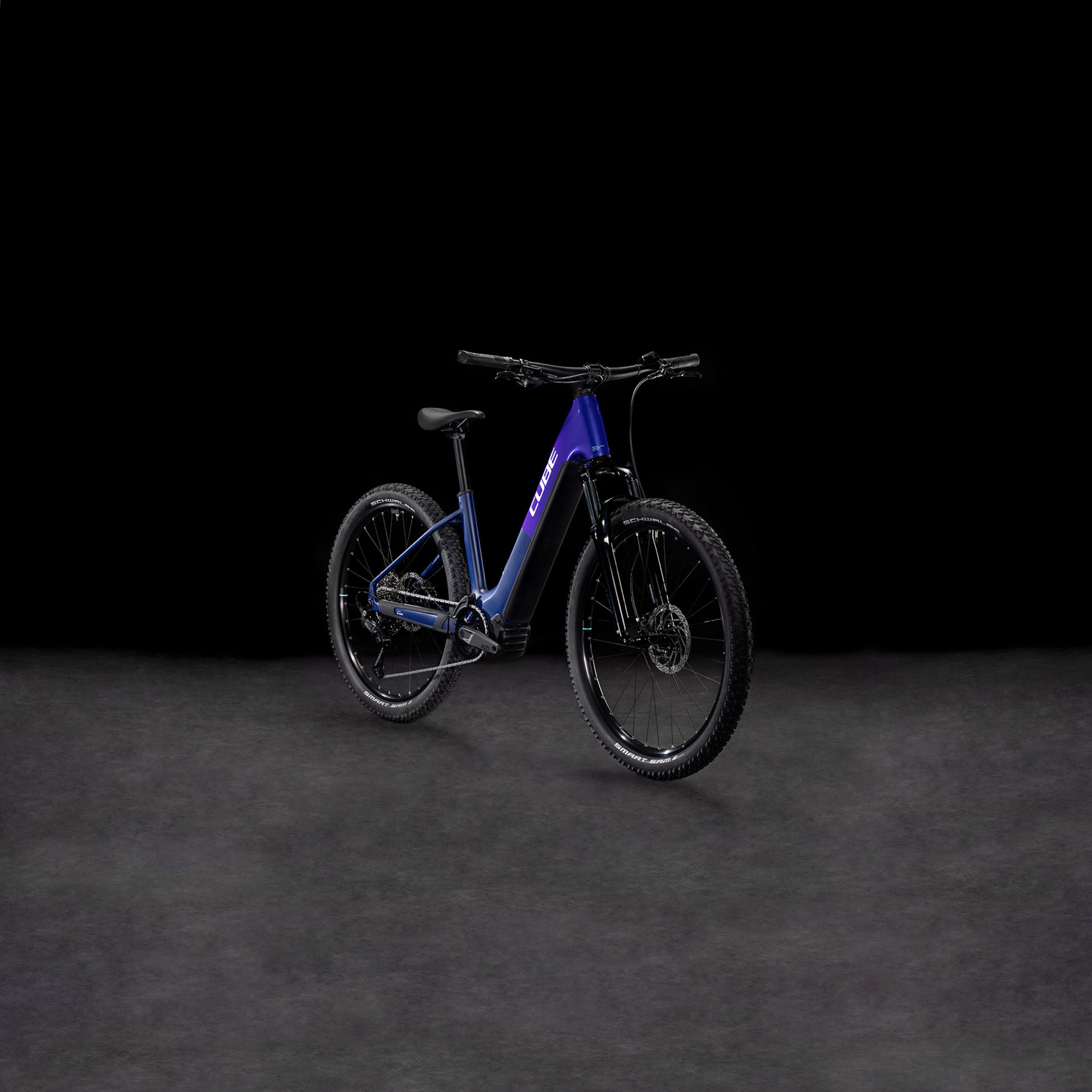 Cube Reaction Hybrid ONE 600  Wave 600 orchid´n´mint