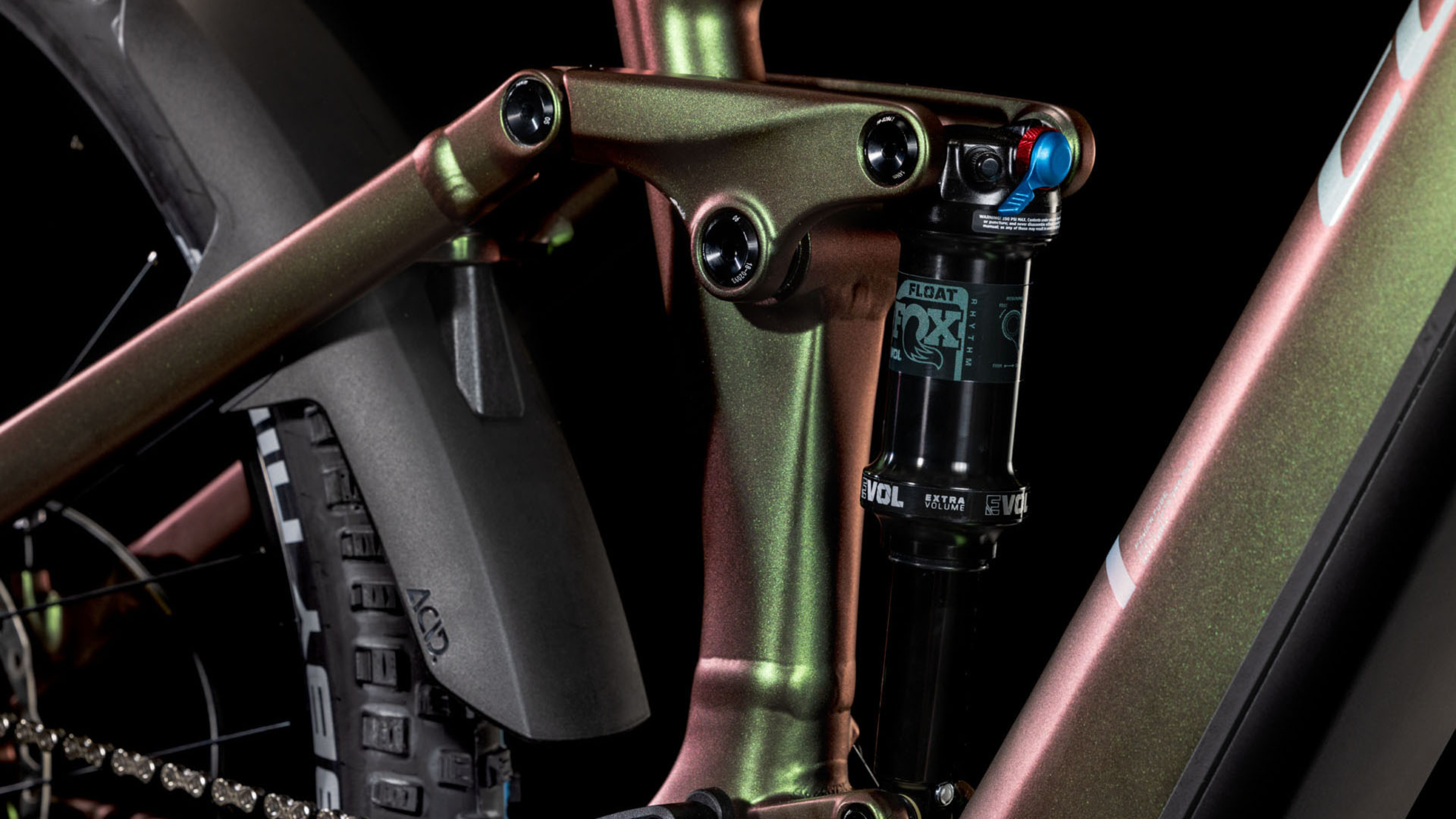 Cube Stereo Hybrid ONE44 EXC 800  Diamant stellar´n´shiftiris