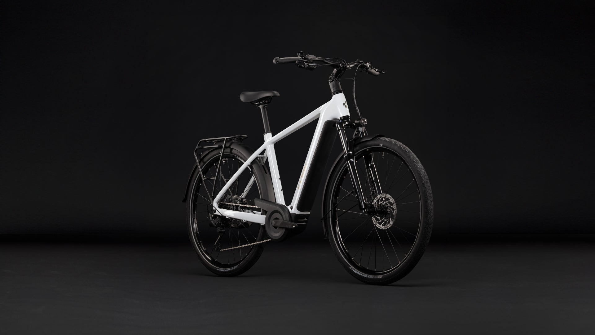 Cube Touring Hybrid ONE 600 Diamant metallicwhite´n´chrome (2027)