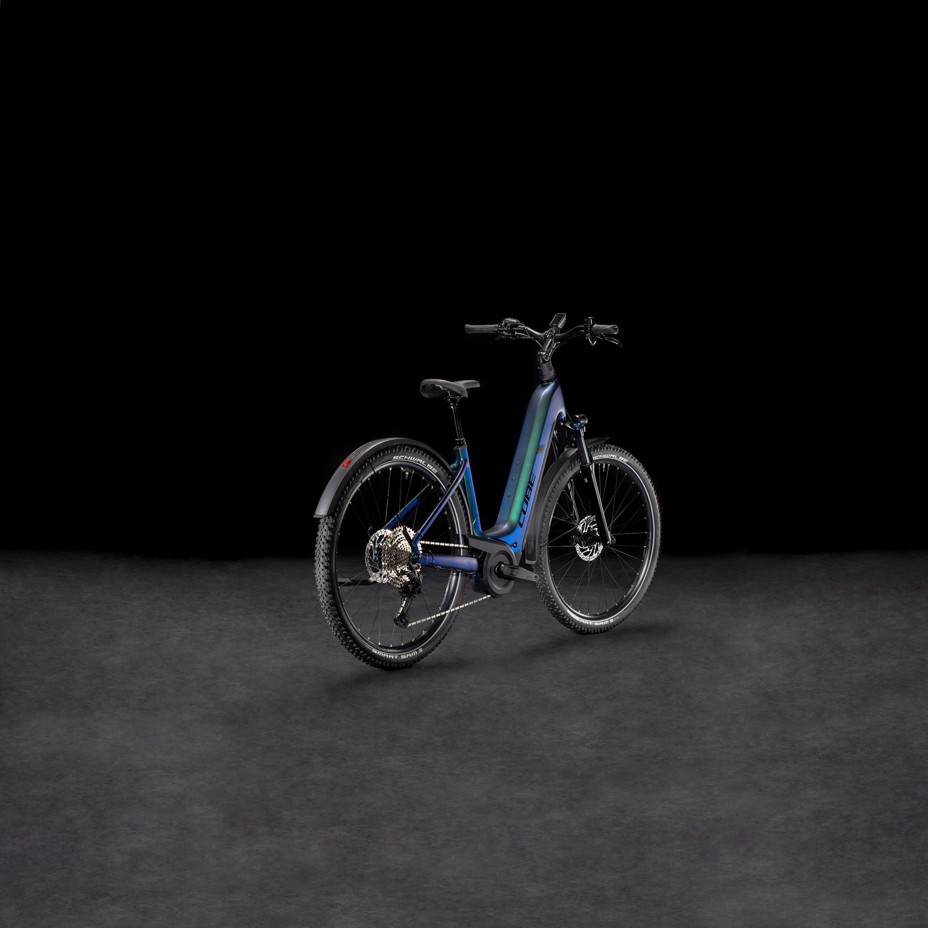 Cube Nuride Hybrid EXC 800 Allroad  Wave 800 goblin´n´black