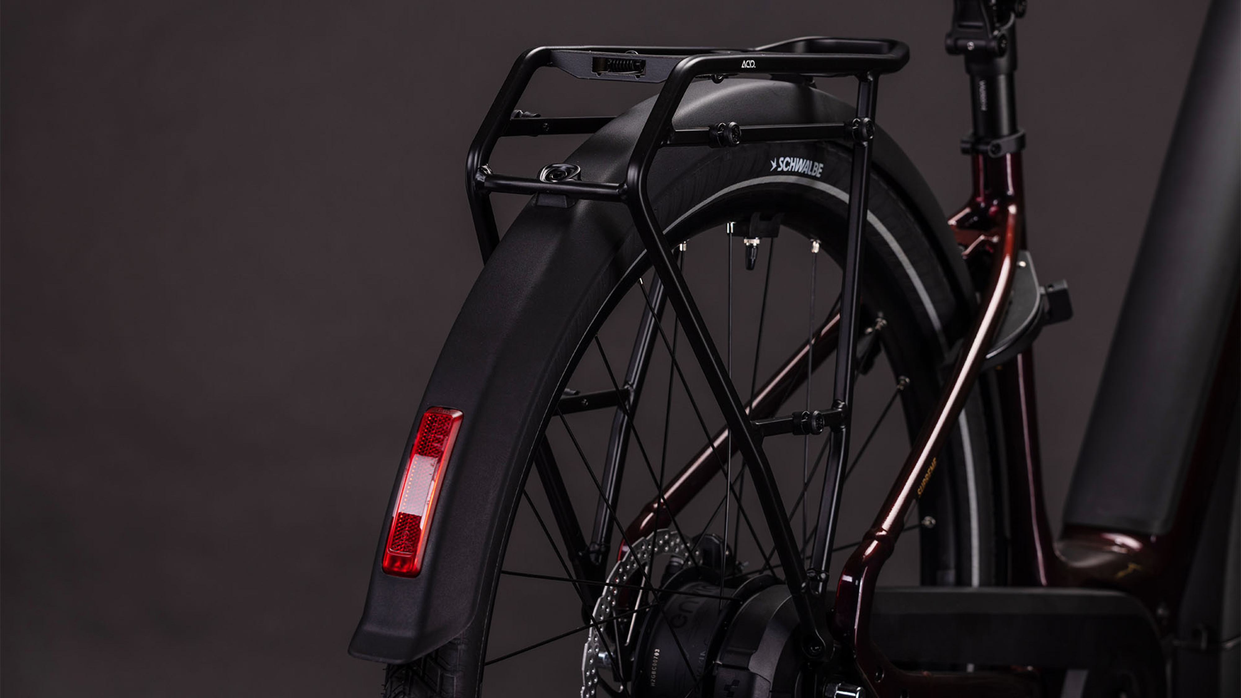 Cube Supreme Hybrid Comfort Pro 600 Easy Entry solareclipse´n´gold (2026)